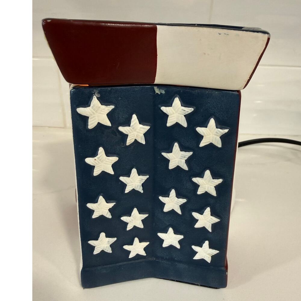 Scentsy Star Spangled Patriotic USA Flag Wax Warmer Retired Discontinued 2010